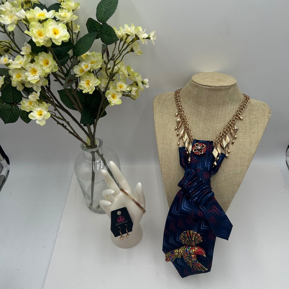 Qing Jia Tie Statement Necklace Rhinestone Parrot Brooch Paparazzi Earrings Set